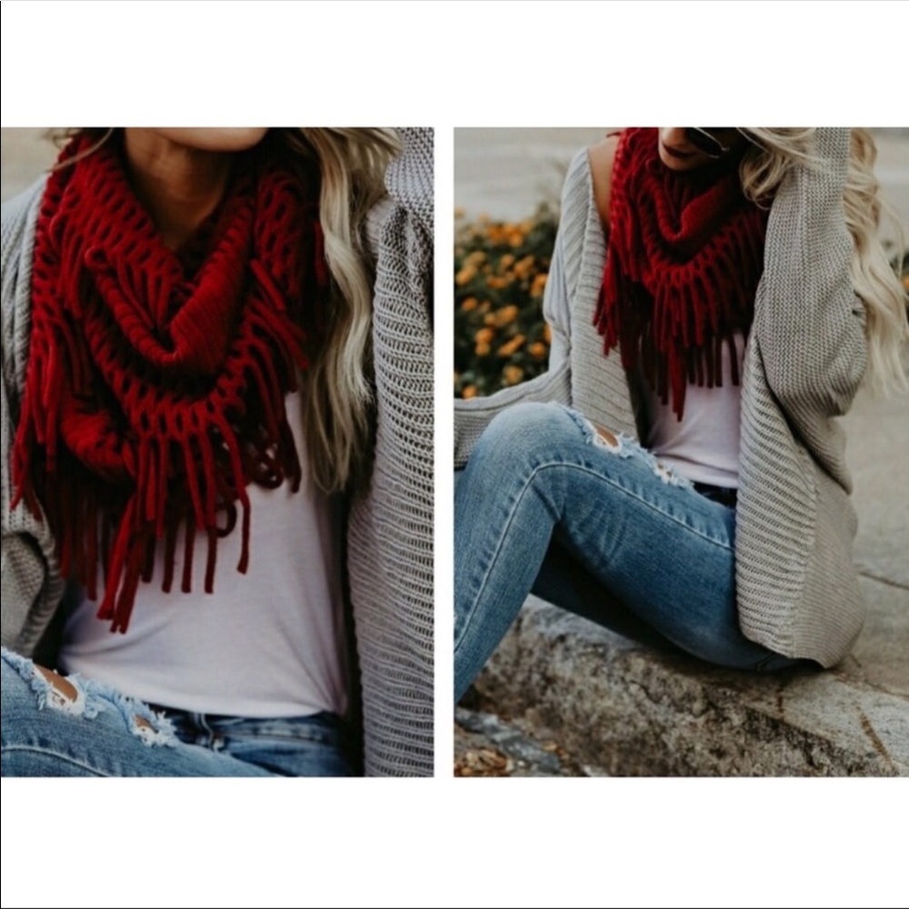 LAST ONE✨Red infinity scarf 🧣✨